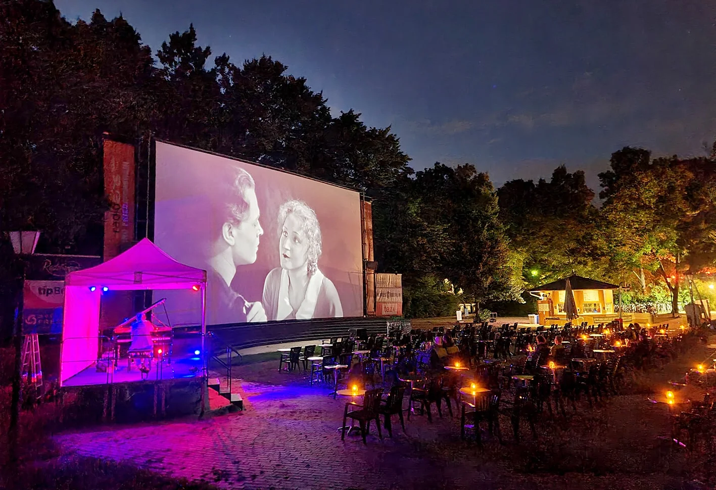 Open Air kino Friedrichshain